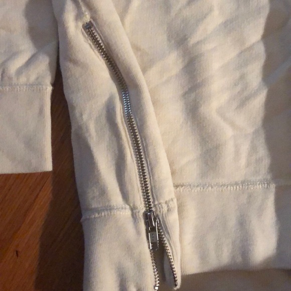 J CREW SWEATSHIRT - Picture 2 of 3